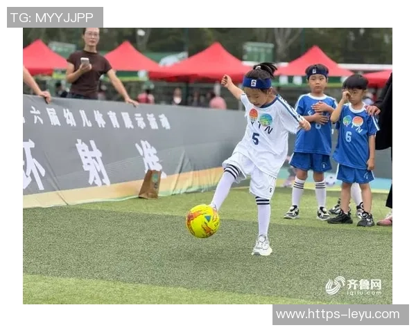 踢足球的精彩瞬间在哪一集中展现出团队合作与友谊的真谛